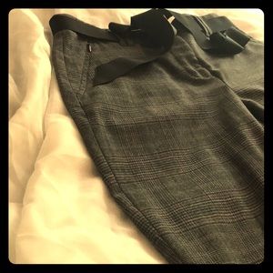 White House Black Market Cropped Dress Pant